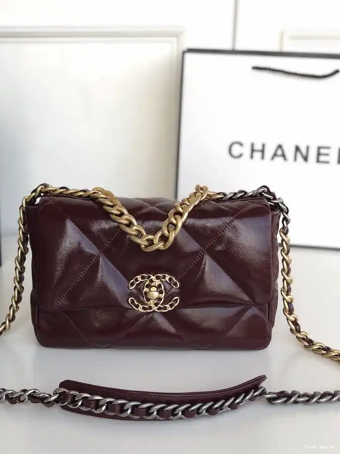 First Bag Ru FLAP 19 CHANEL BAG 0612